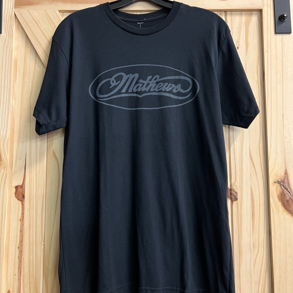NWT Men’s Mathews Archery Tshirt Medium